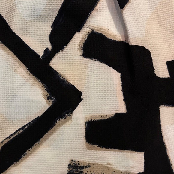 Beautiful Nic and Zoe maxi skirt w/ pockets - Picture 3 of 6